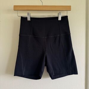 Black High-Rise Run Short - Girlfriend Collective